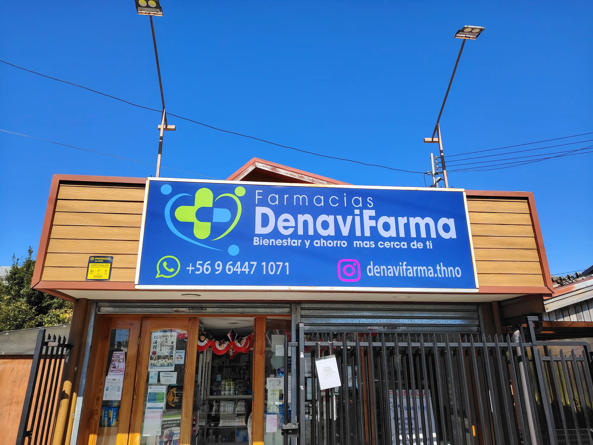 Después: letrero luminoso nuevo instalado
